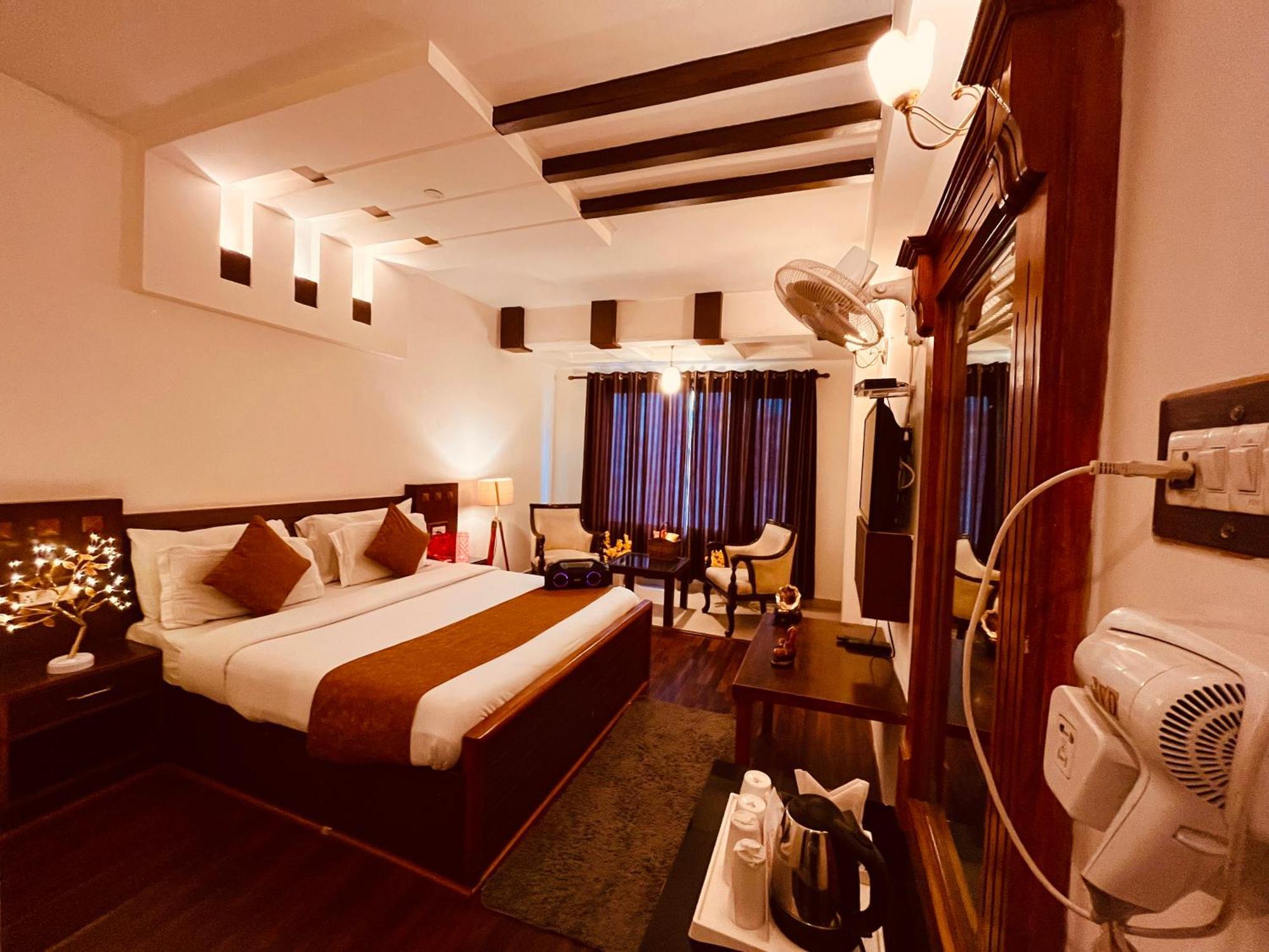Hotel The North Wind In City Center, Manali Exterior foto