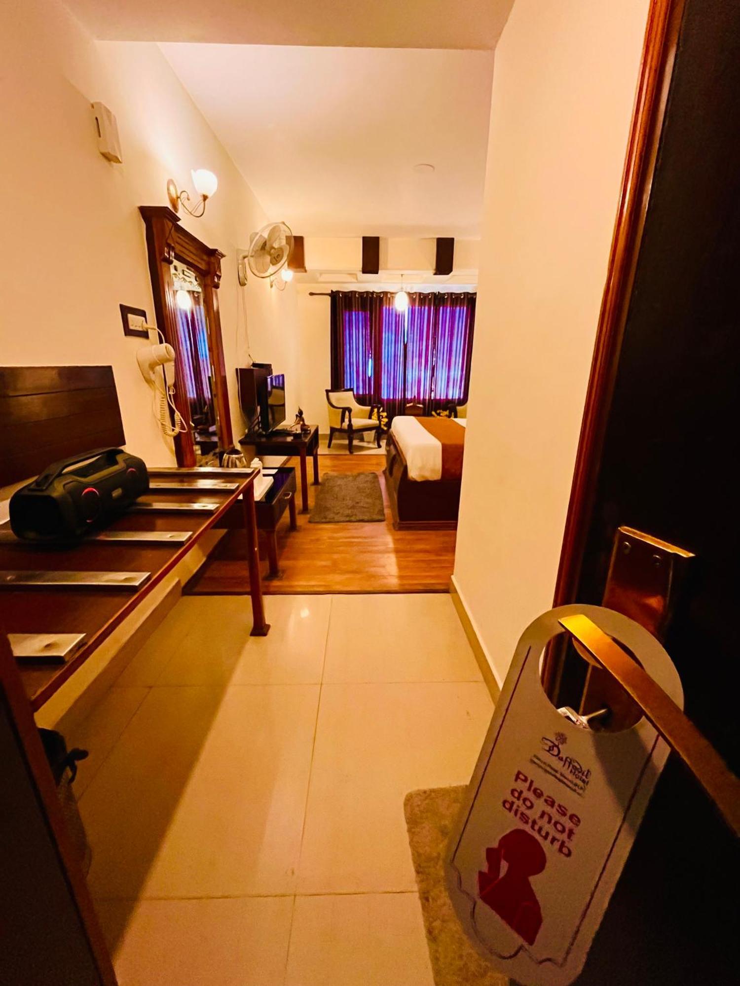 Hotel The North Wind In City Center, Manali Exterior foto